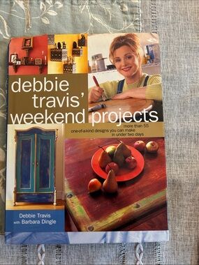 Debbie Travis' Weekend Projects Coffee Table Book